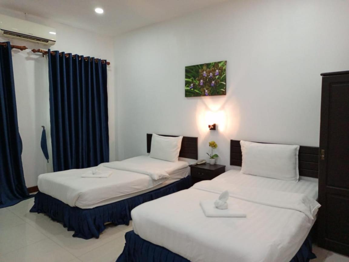 Subinh Hotel And Restaurant Pakse Esterno foto