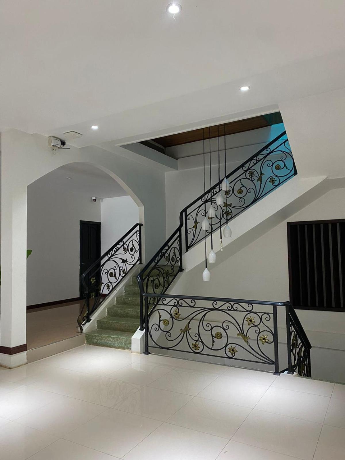 Subinh Hotel And Restaurant Pakse Esterno foto