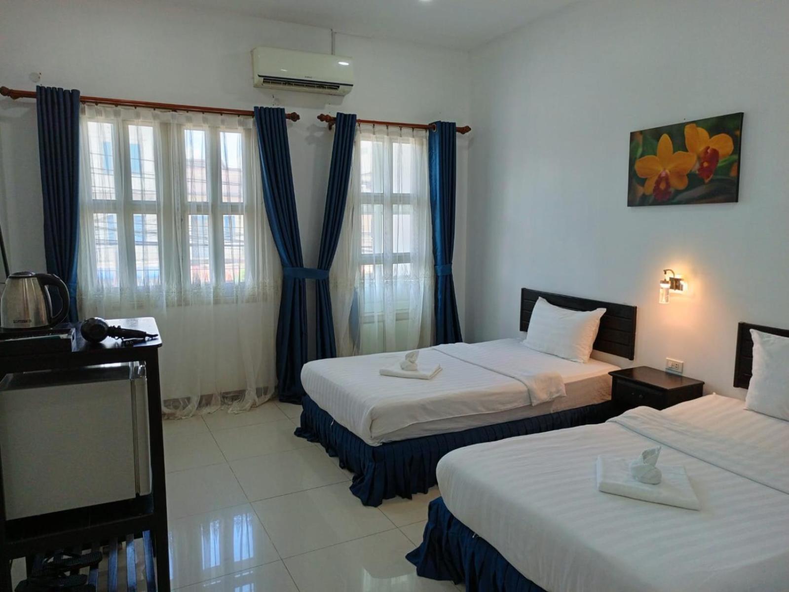 Subinh Hotel And Restaurant Pakse Esterno foto