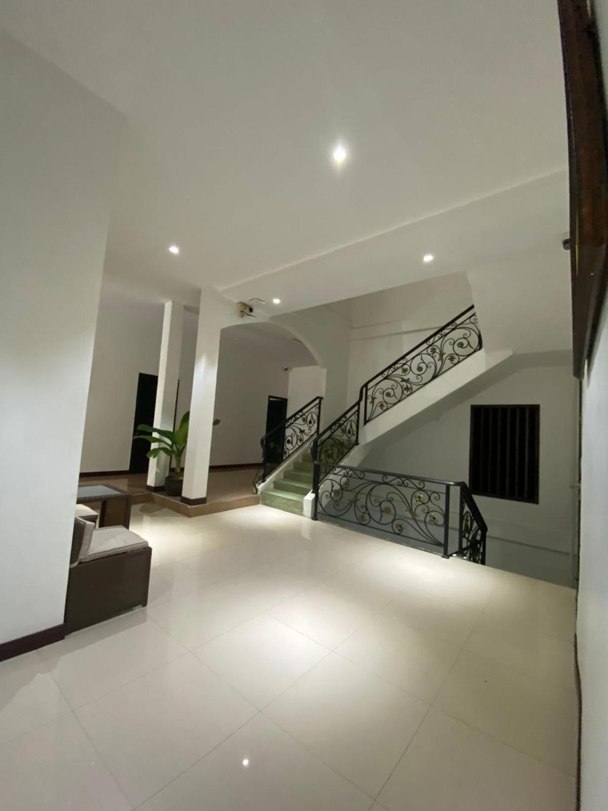 Subinh Hotel And Restaurant Pakse Esterno foto